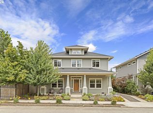 717 NE Morgan St, Portland, OR 97211