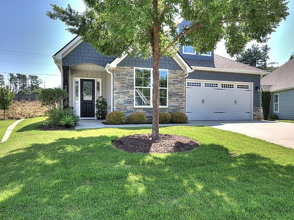 2nd image of 639 Ponden Dr