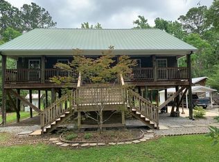 28565 Canal Dr, Lacombe, LA 70445