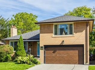 109 Botfield Ave, Toronto, ON M9B 4E6