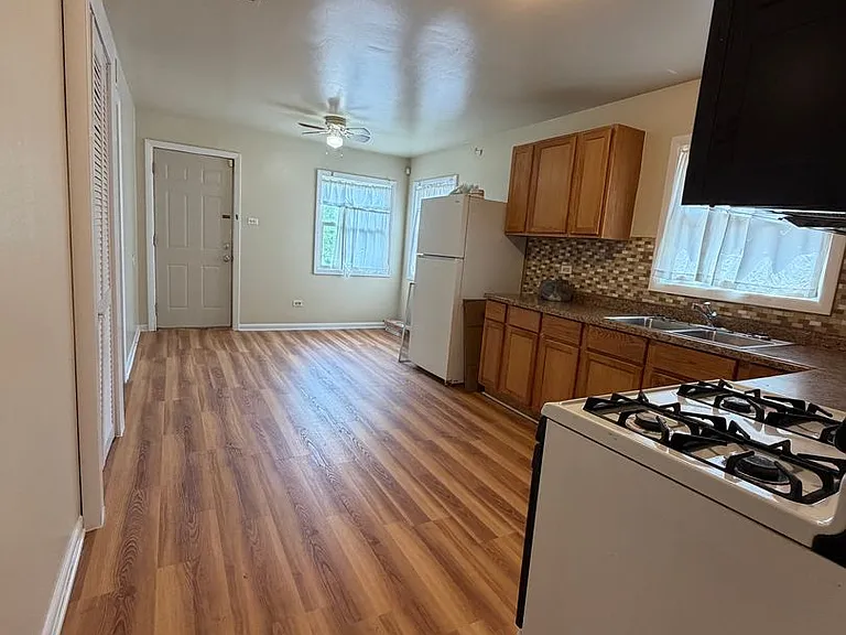 14045 S Atlantic Ave — Photo 3