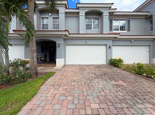2125 SW Cape Cod Dr, Port Saint Lucie, FL 34953