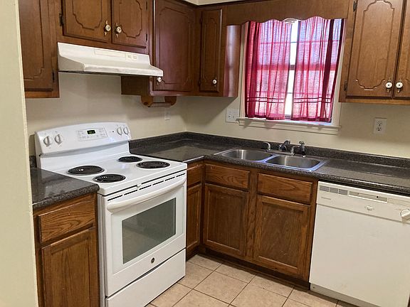 4th image of 6966 Tobin Dr