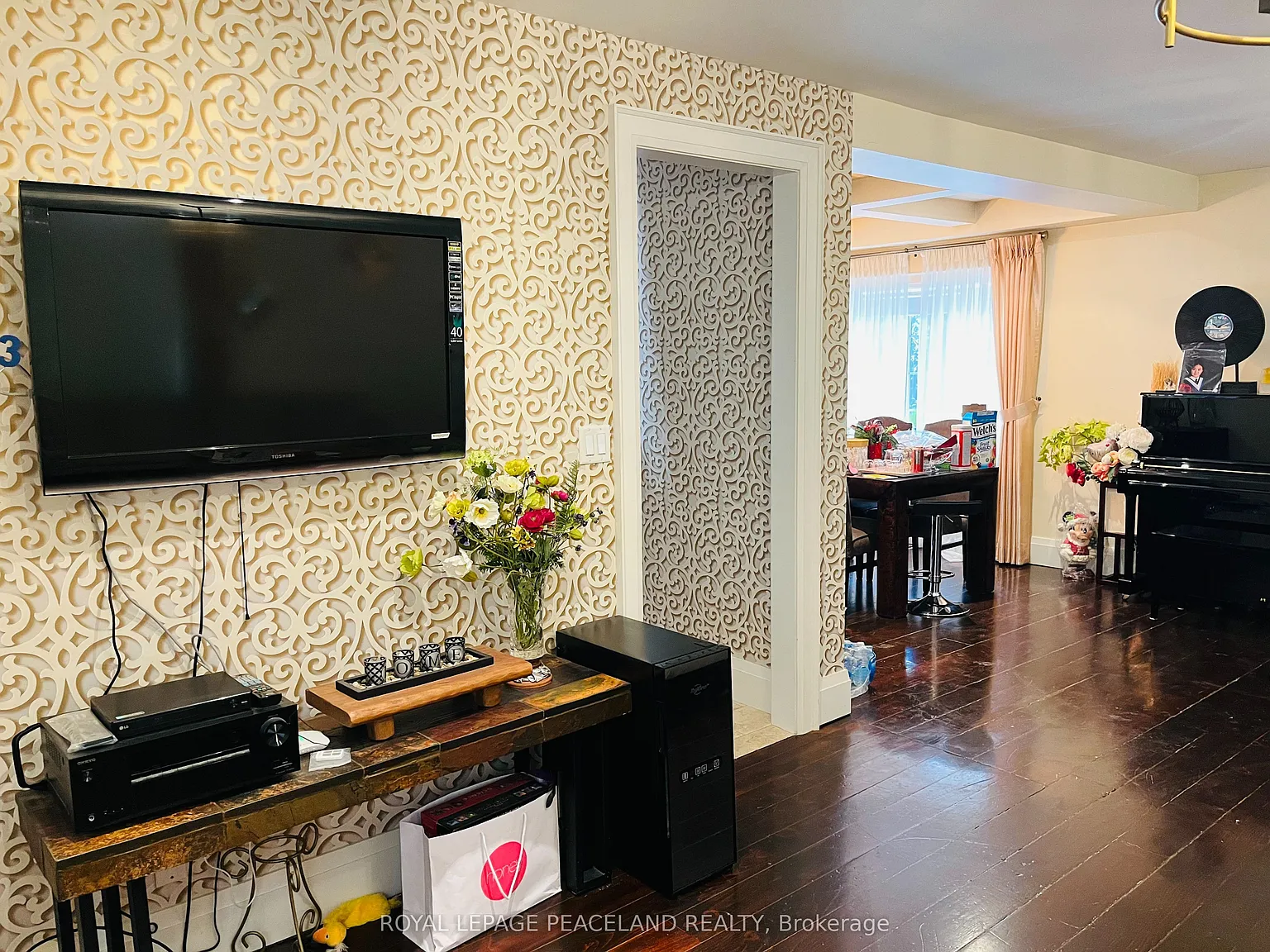 3 bed, $3,550 — Photo 3