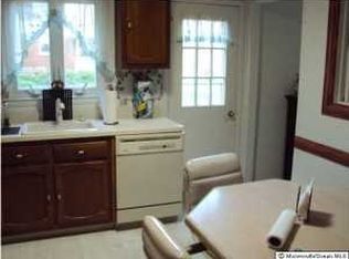 6 Bennington Ct, Tenafly, NJ 07670