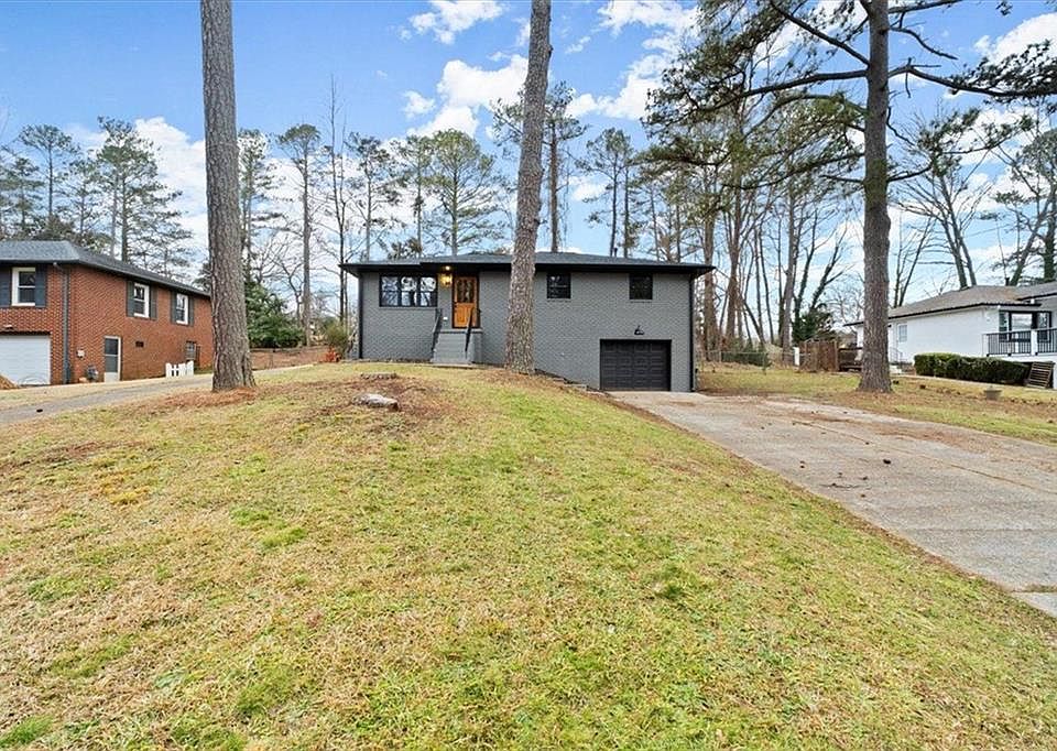 1st image of 3110 Woods Ln SW