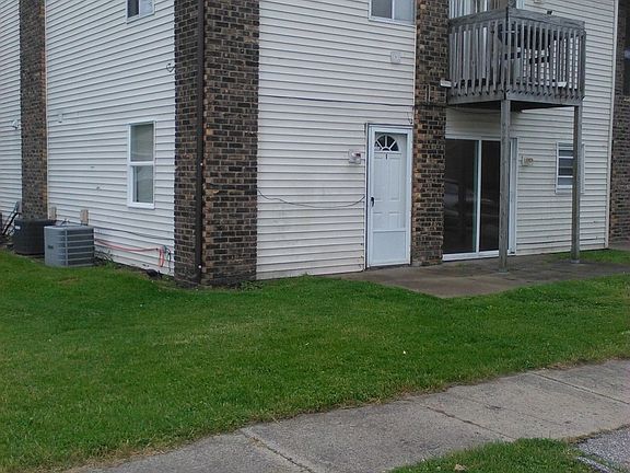 2nd image of 1537 Anderson Ave APT 6
