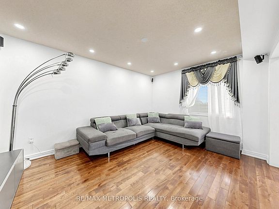 5th image of 7 Oceanpearl Cres