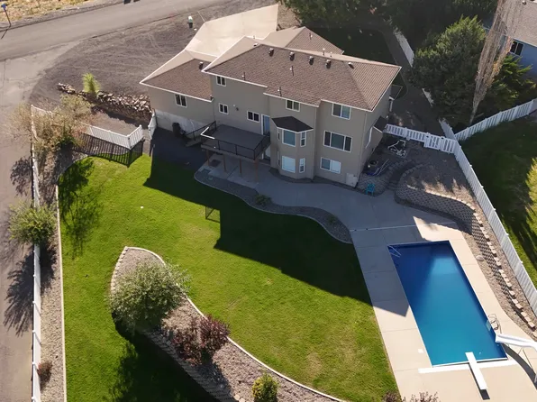 2997 Dove Dr, Clarkston, WA 99403