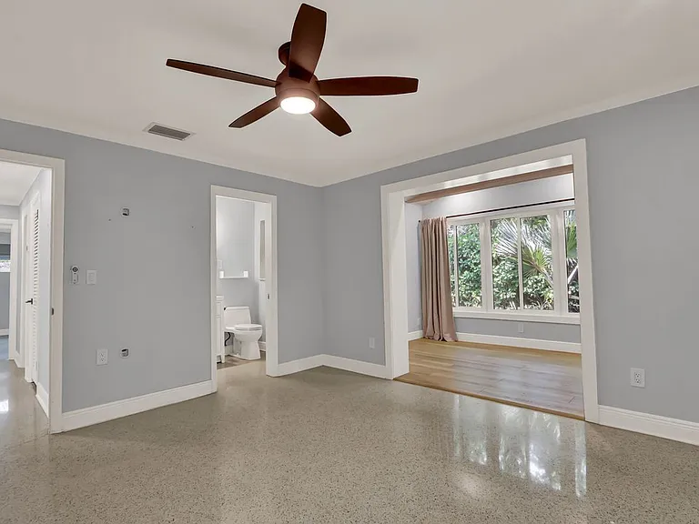382 SE Edgewood Dr — Photo 14