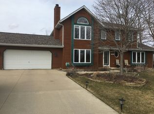 27006 Lorie Dr, Wind Lake, WI 53185