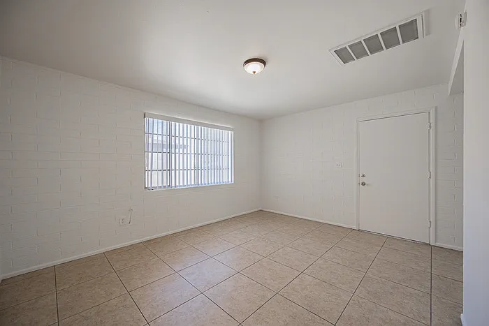 422 S Wilbur #A — Photo 8