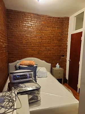 Rented by Point NYC | media 29