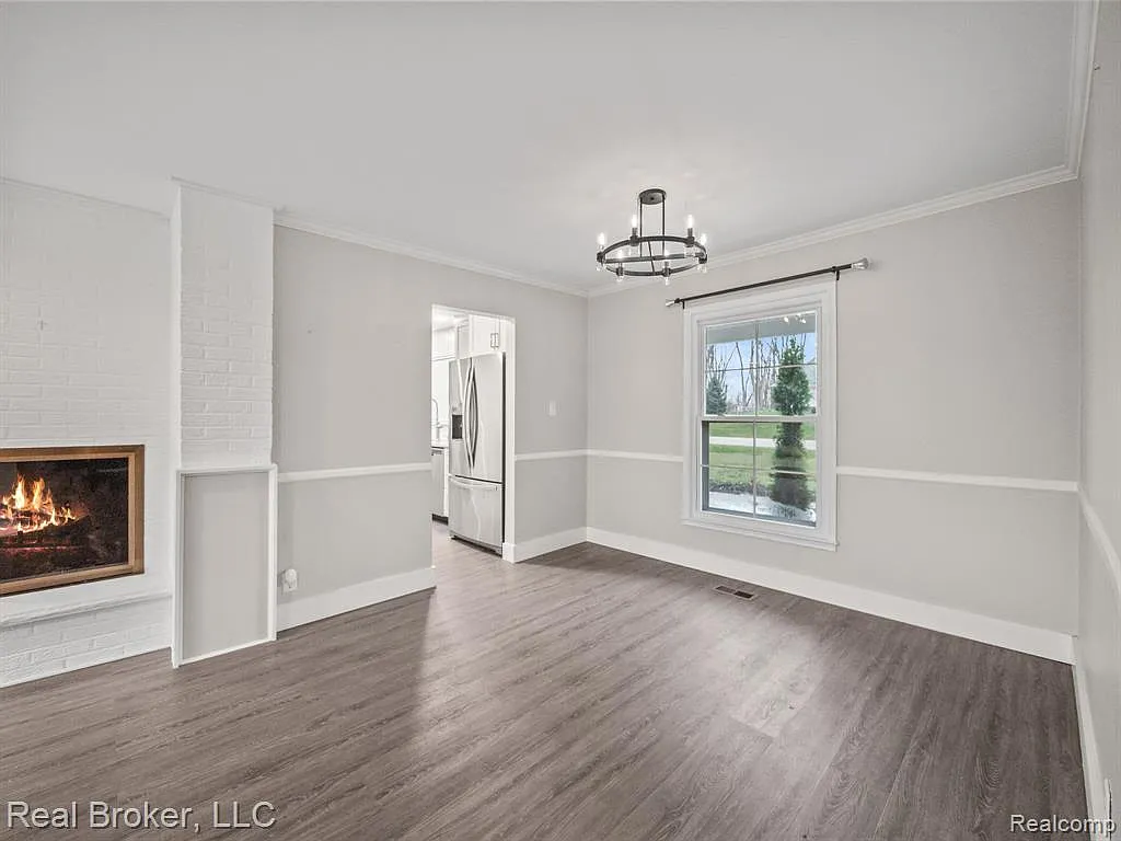 3 bed, 1.5 bath, 1500 sqft, $3,400 — Photo 4