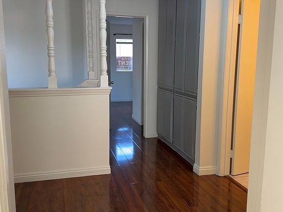 5th image of 2659 Pine St #B
