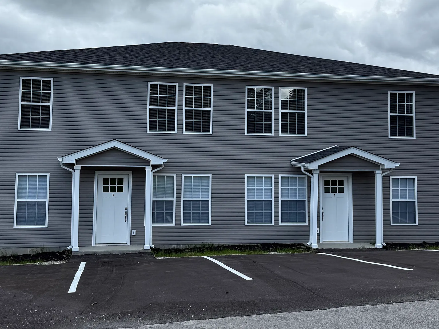 2 bed, 960 sqft, $1,095 — Photo 1