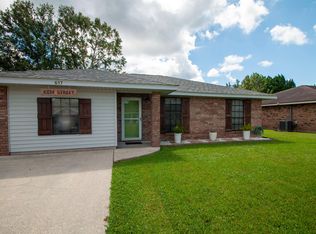 617 Kem St, Patterson, LA 70392