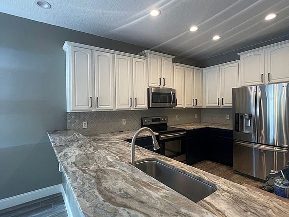 5th image of 34126 Fortunado St