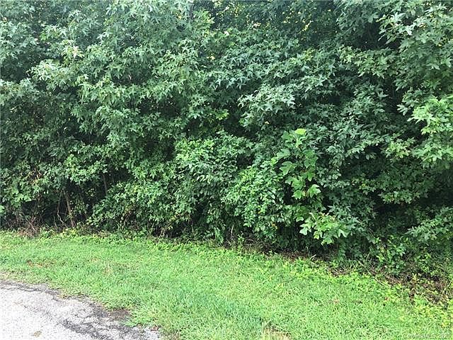 2nd image of 1087 Glen Hollow Ct