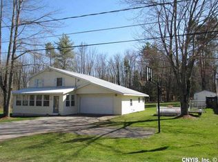 21 Dutchess Ln, Fulton, NY 13069