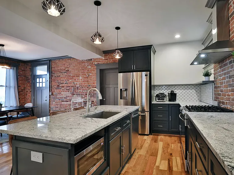 927 E Livingston Ave — Photo 27