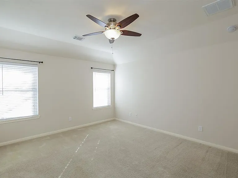 11414 Ryan Manor Dr — Photo 7