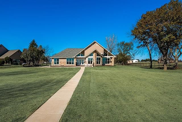 1st image of 108 SE County Road 3148