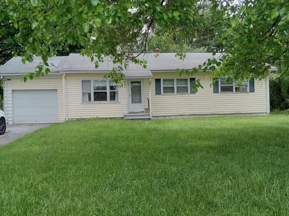 111 Cavalier Dr, Harpers Ferry, WV 25425