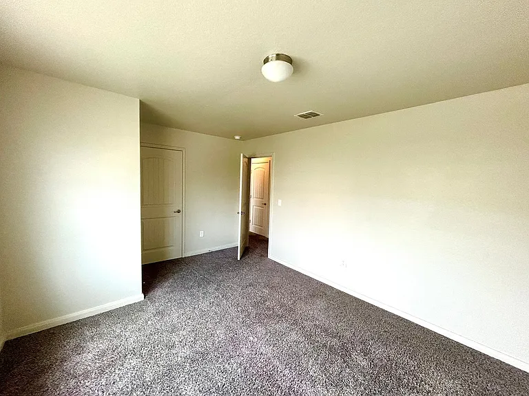 6814 Hibiscus Fls — Photo 14