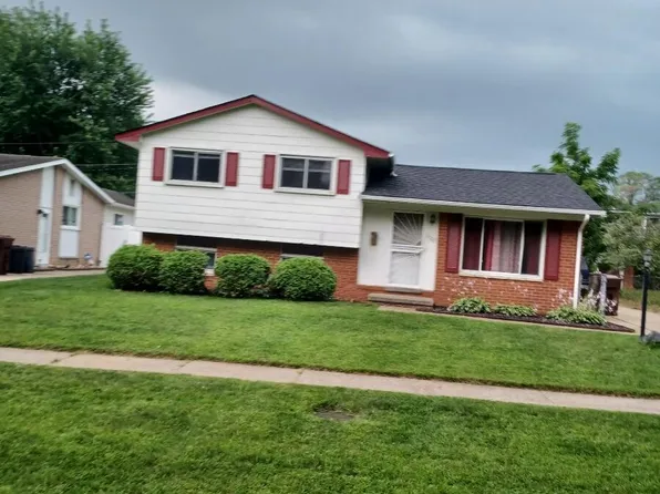 8768 Nottingham Dr, Ypsilanti, MI 48198