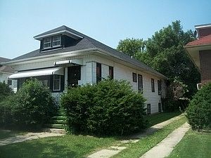 3rd image of 832 S 20th Ave