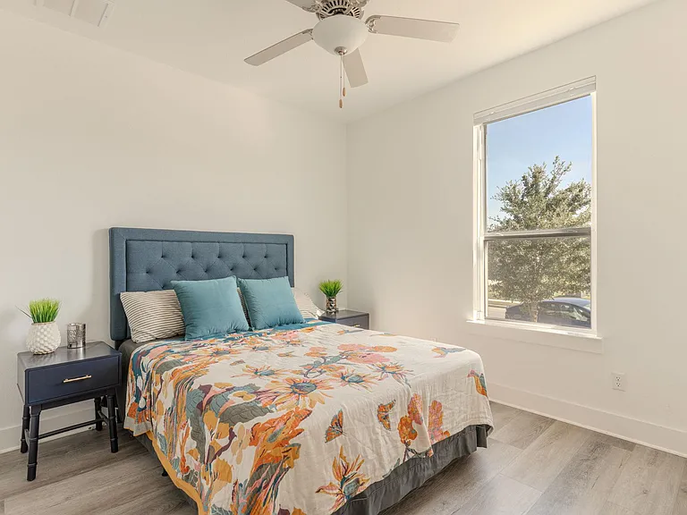 6504 Velvet Leaf Ln — Photo 13