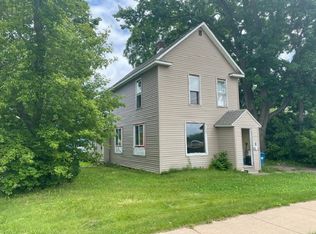 618 W Messenger St #3, Rice Lake, WI 54868