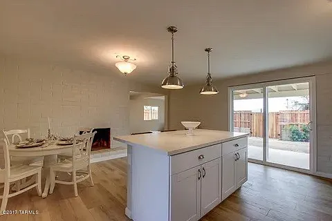 3733 S Manitoba Ave — Photo 9