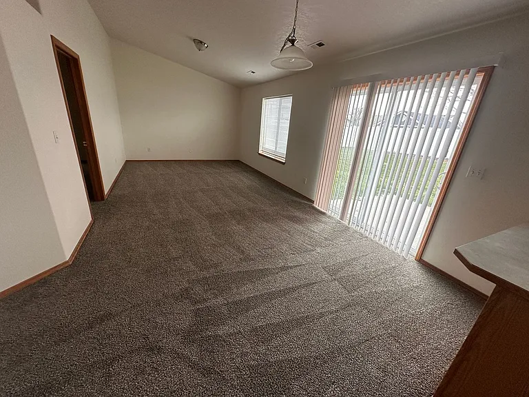 7820 Three Rivers Dr — Photo 27