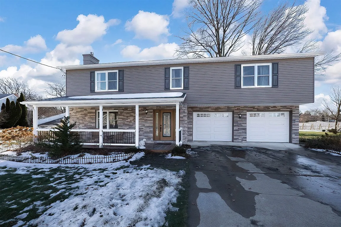 11359 Martin Rd photo 1
