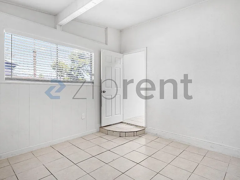 221 Milinane Dr — Photo 25