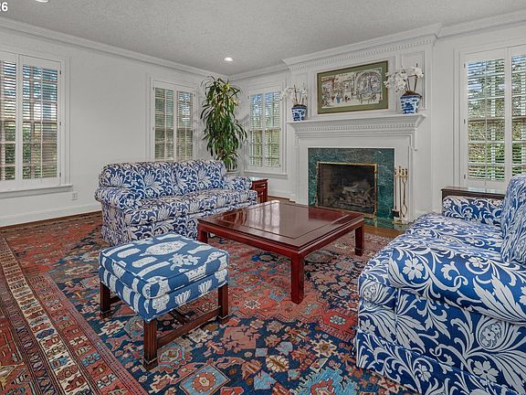 3rd image of 1439 SW Highland Rd