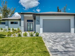 3736 SW 11th Place Cpe, Coral, FL 33914