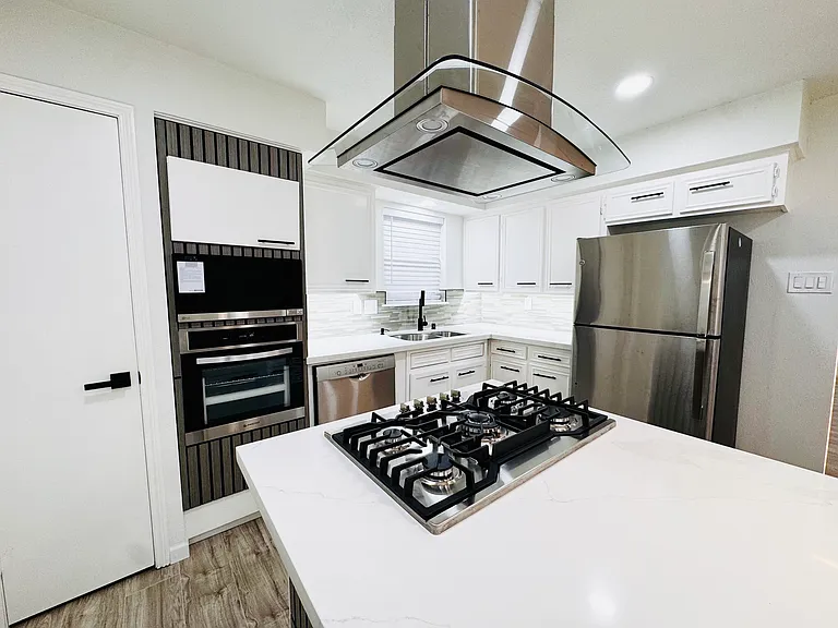 2326 Briarview Dr #1 — Photo 5