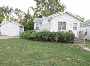 206 E Ellsworth St, Columbia City, IN 46725