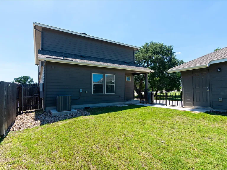1732 Lakota Ln — Photo 34