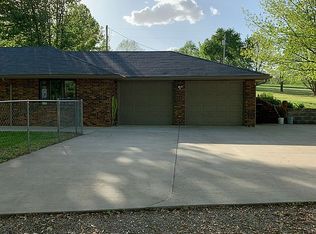 25953 Lilac Rd, Sedalia, MO 65301