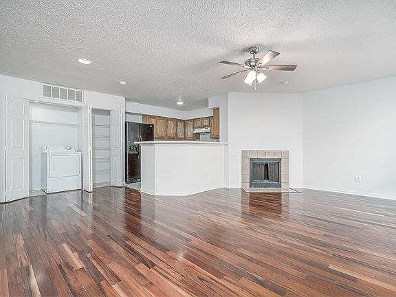 4th image of 2300 Old Spanish Trl APT 1127