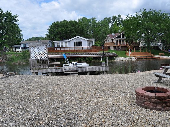 5th image of 240 Fossil Cove Ln