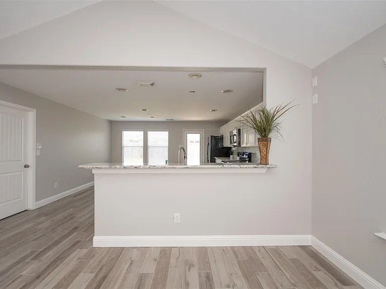 21526 Gannet Peak Way — Photo 5