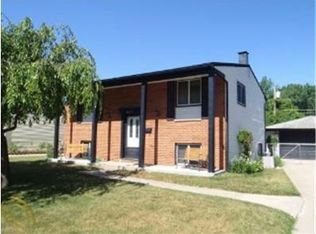 43447 Deborah Dr, Sterling Heights, MI 48313