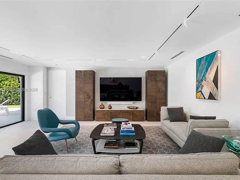 7180 E Lago Dr — Photo 5