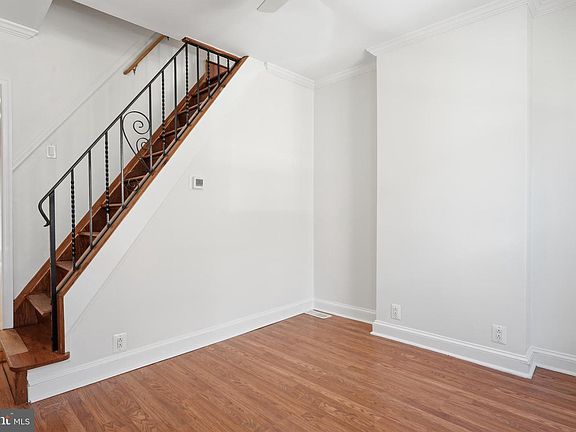 5th image of 2645 Tilton St