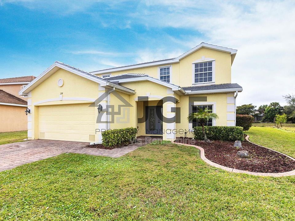 1st image of 2201 Cape Heather Cir